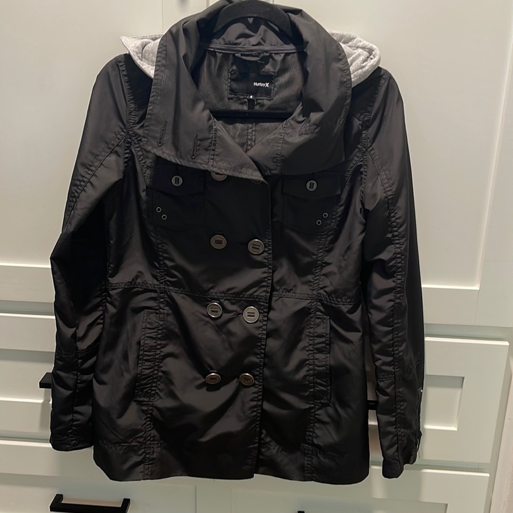 Hurley size small lightweight jacket. Removable hood. Black. Great condition